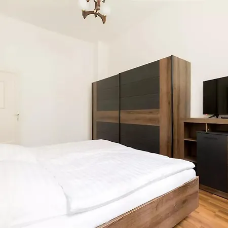 Apartamento Monolit City Center